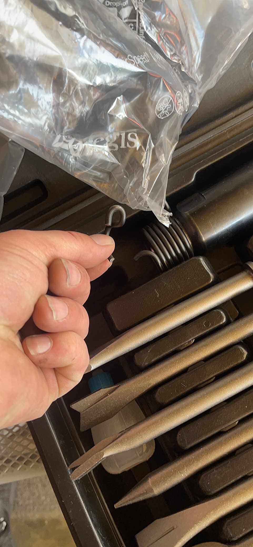 Ingersoll Rand 121-K6 Super Duty Air Hammer Kit, 121/Q Tool Plus 6 PC Chisel Set with Storage Case, Touch Trigger, 3000 BPM customer photo 2