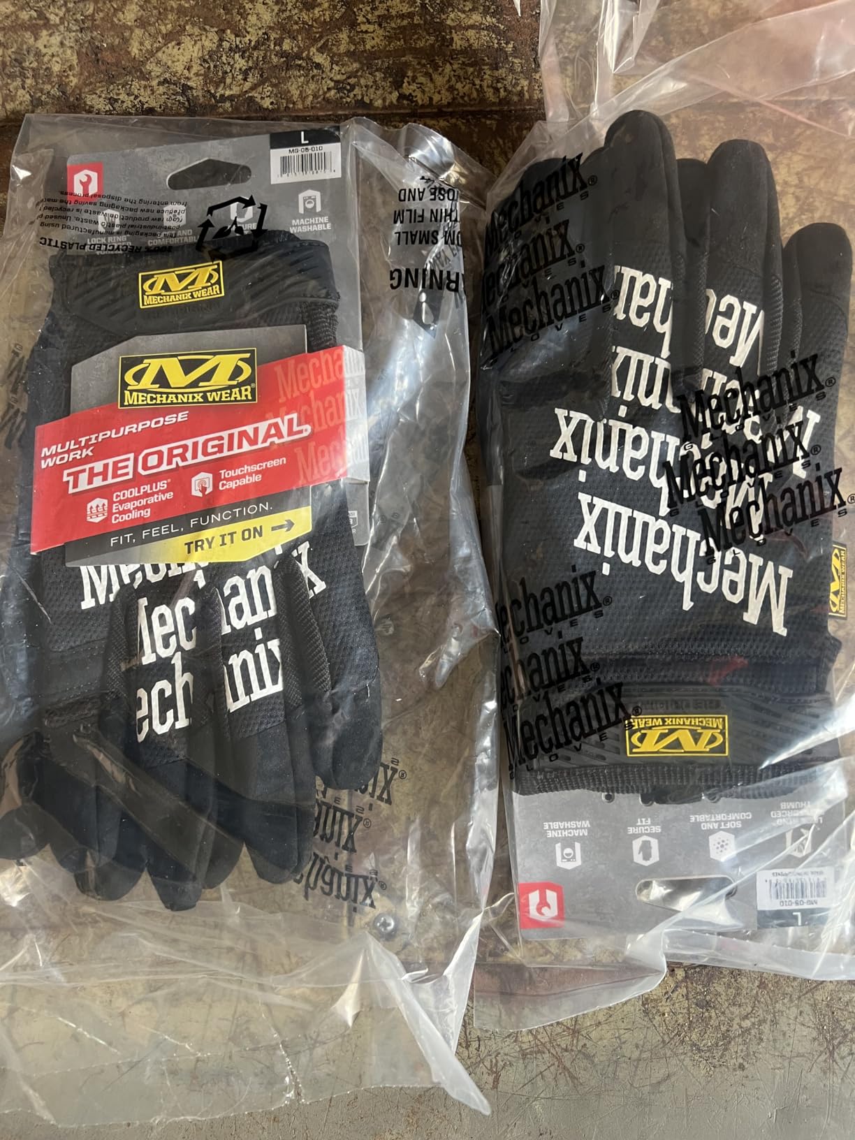 Mechanix Wear Original Work Gloves - Multi-Purpose Outdoor Work Gloves - Touchscreen Capable - Secure Fit - Durable & Machine Washable - Breathable & Comfortable - Large - Black customer photo 1