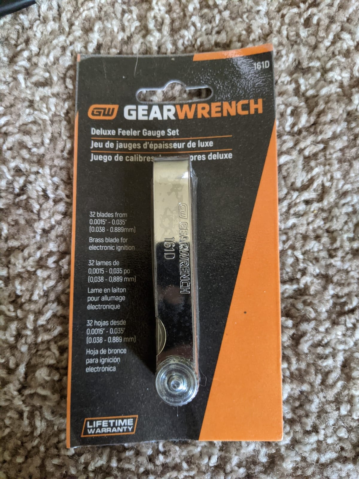 GEARWRENCH 32 Blade Deluxe SAE/Metric Feeler Gauge | 161D customer photo 1