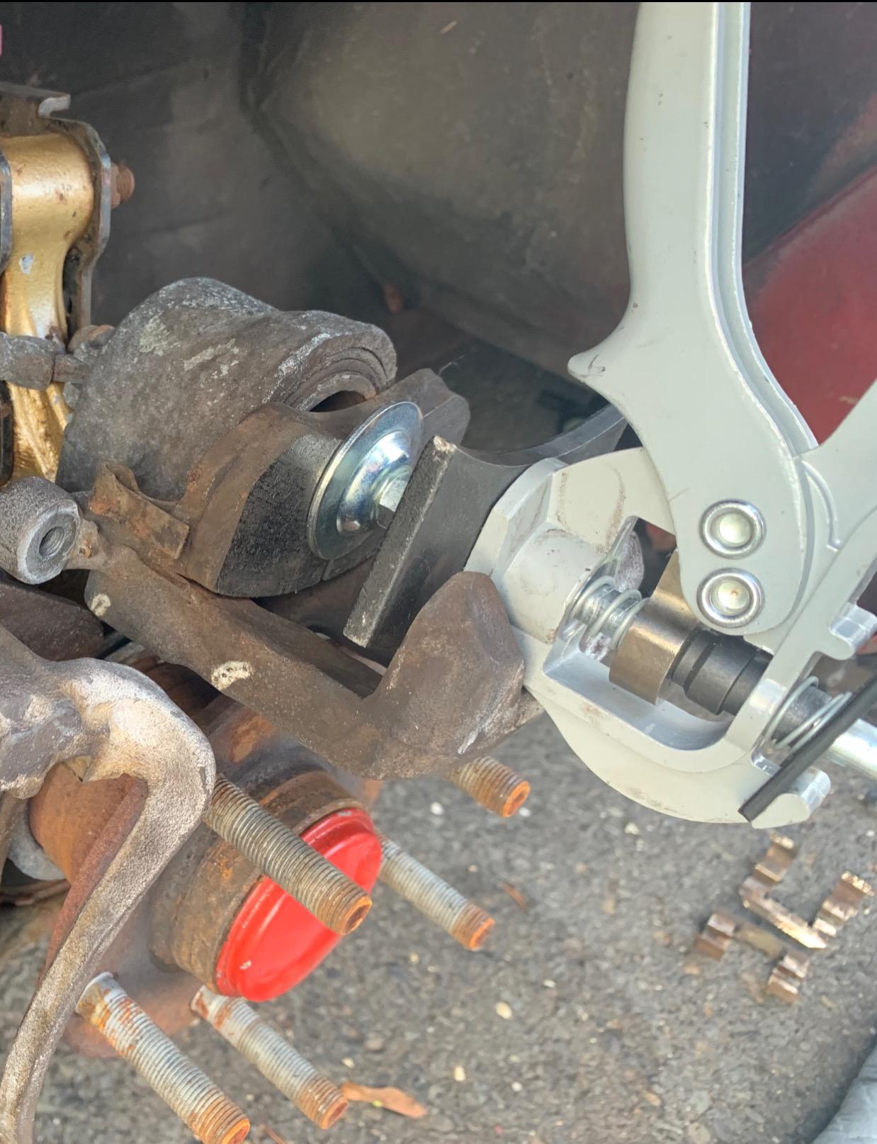 Lisle 24300 Speedy Brake Pad Spreader customer photo 1