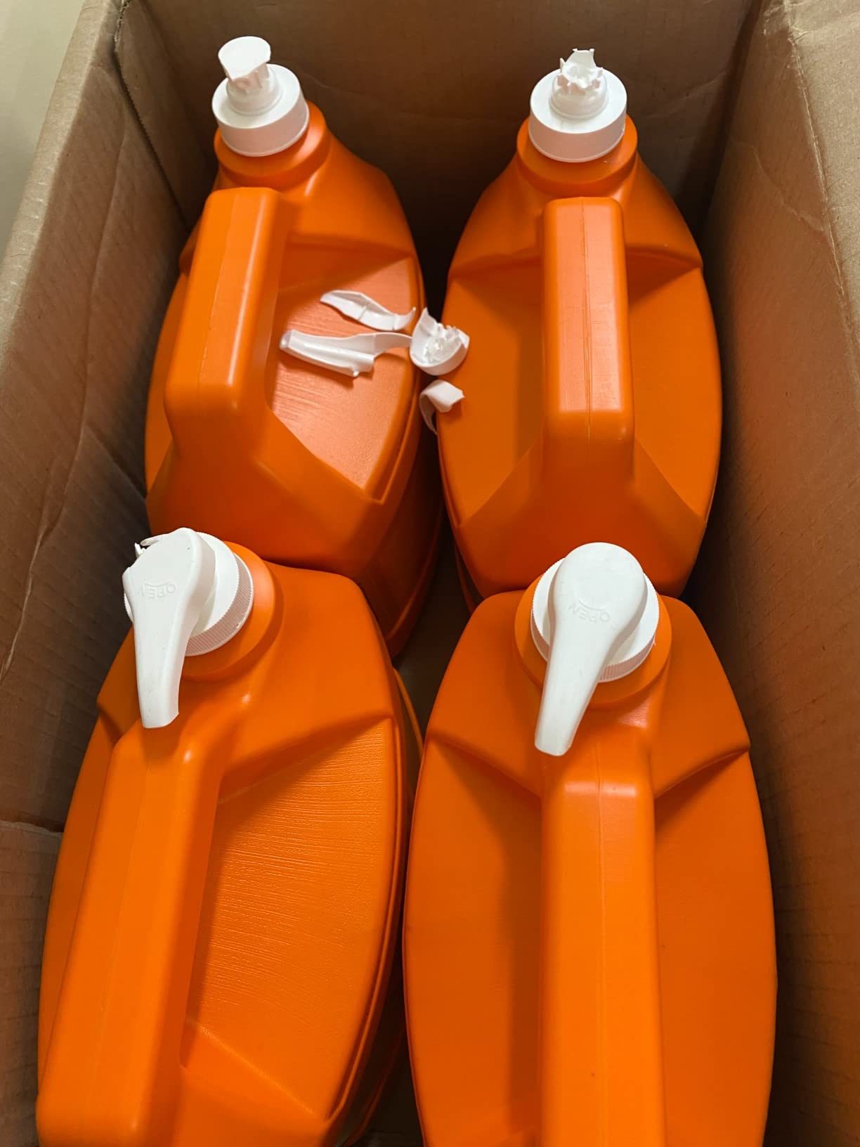 GOJO Natural Orange Pumice Hand Cleaner Bottle, 14fl oz - 0957-12 customer photo 1