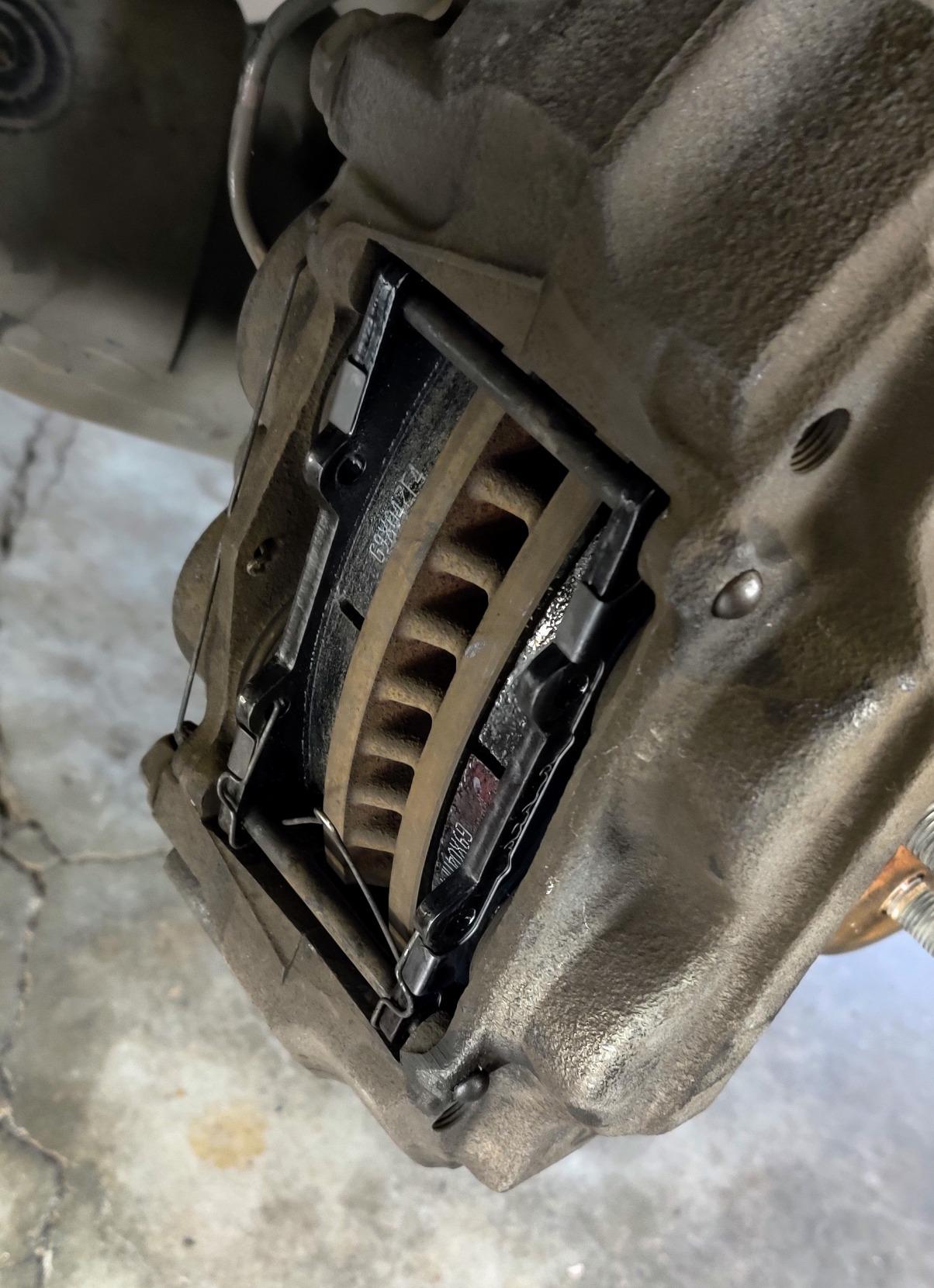 ACT976 Brake Pad Set, GREY customer photo 2