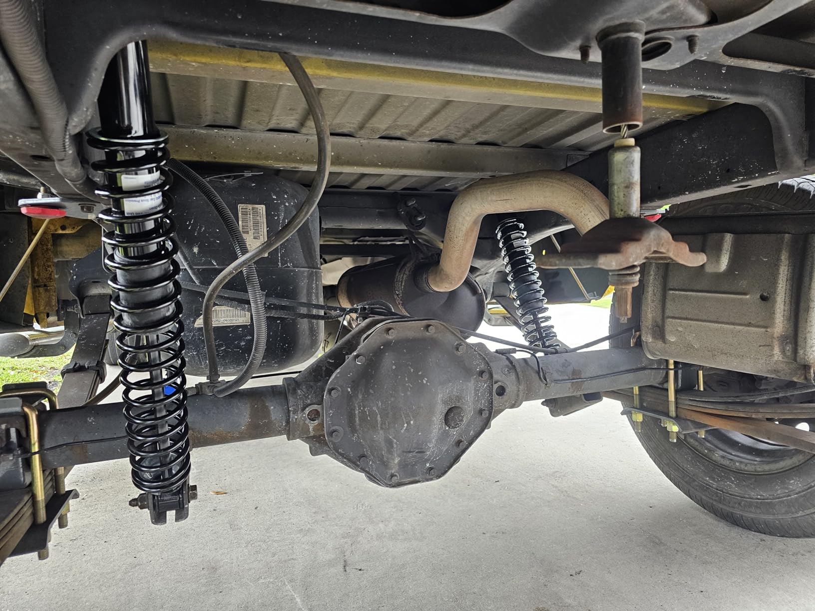 Monroe 58640 Suspension Shock Absorber and Coil Spring Assembly - Heavy-Duty for Dodge Ram 1500 (Pack of 2) customer photo 1