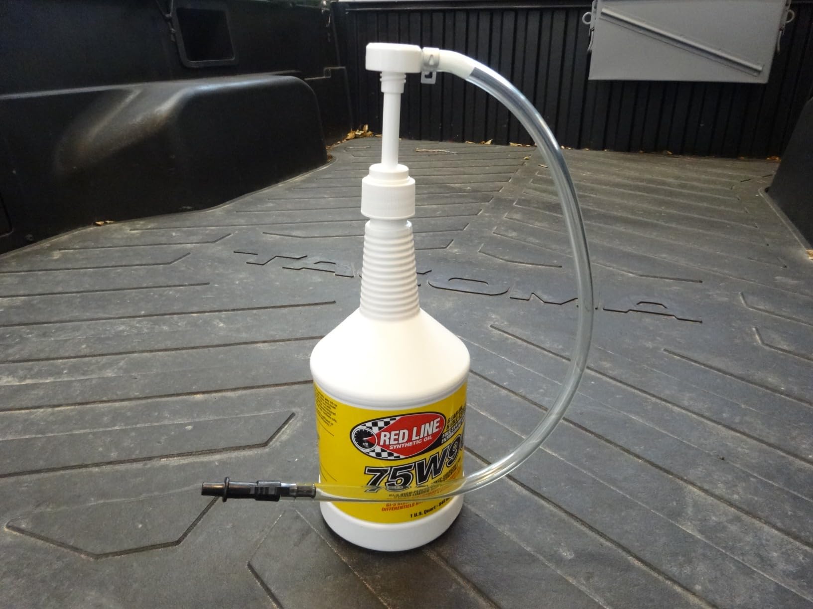 Red Line 57904 75W90 GL-5 Synthetic Gear Oil for Hypoid Limited Slip Differentials - 1 Quart customer photo 2