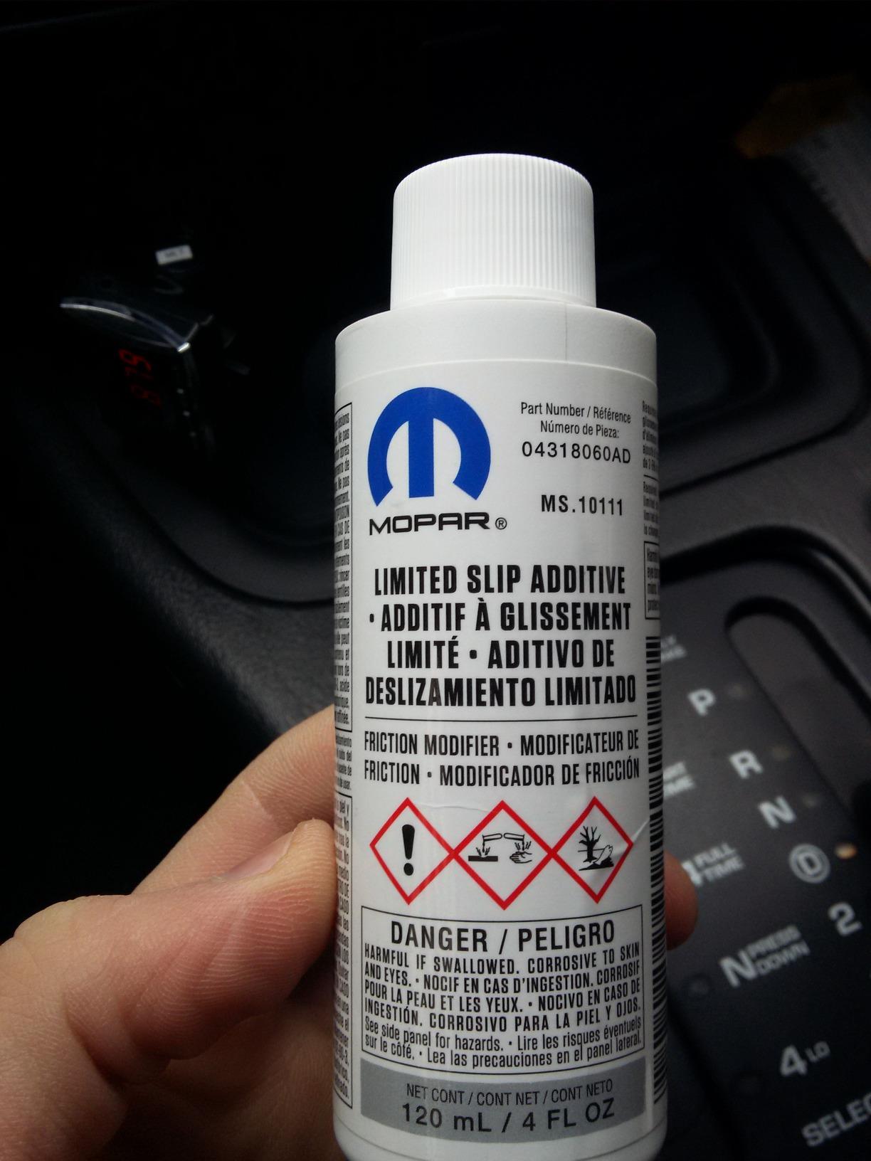 Genuine Mopar Fluid 4318060AB Limited Slip Additive - 4 oz. Bottle | 4 oz / 120 mL Bottle Genuine Mopar OEM Differential Fluid, Helps Prevent Gear Noise, Diff Lube For Use with Trailer Towing customer photo 1