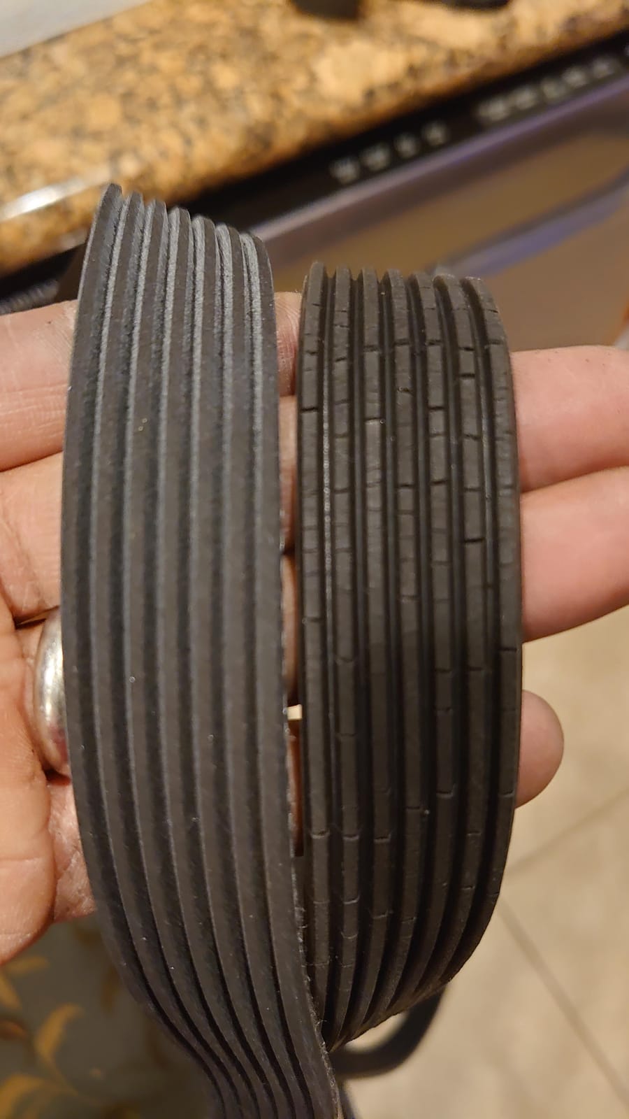 Gates K070610 Micro V Serpentine Drive Belt customer photo 2