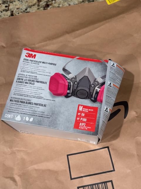 3M P100/OV Odor/Particulate Multi-Purpose Reusable Respirator 65021, NIOSH-APPROVED Organic Vapor Cartridge, Medium customer photo 1