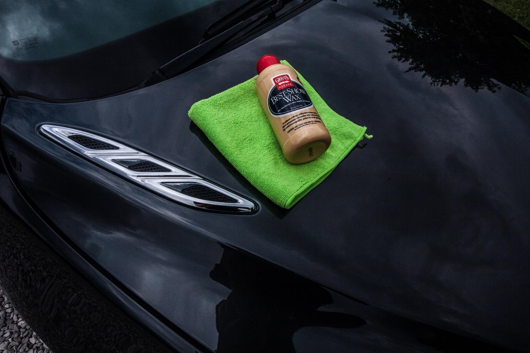 Griot's Garage Best of Show Wax for Car Detailing and Polishing, Carnauba-Packed Wax Coating for High-Gloss Shine and Paint Protection, 11171, 16oz customer photo 2
