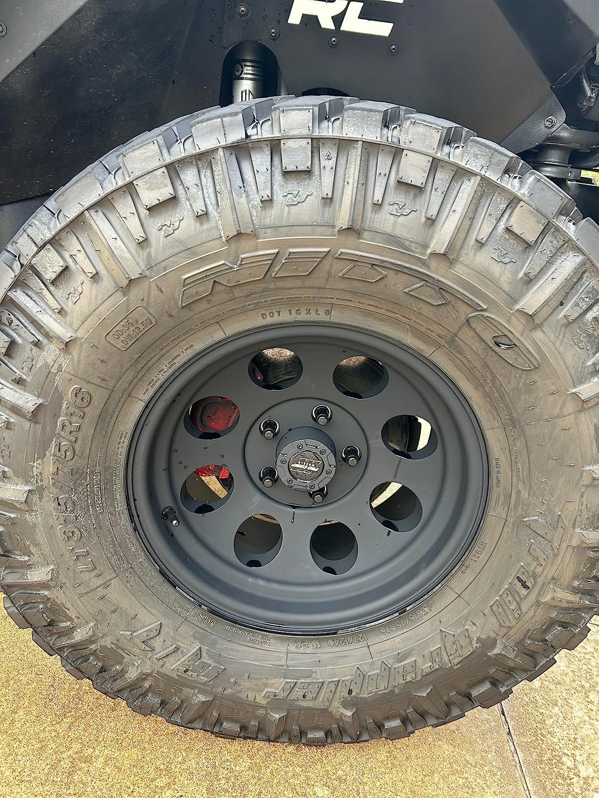 Griot's Garage Rubber Cleaner for Car Cleaning and Detailing, Works on Tires, Trims, and Moldings 11136, 35oz customer photo 1