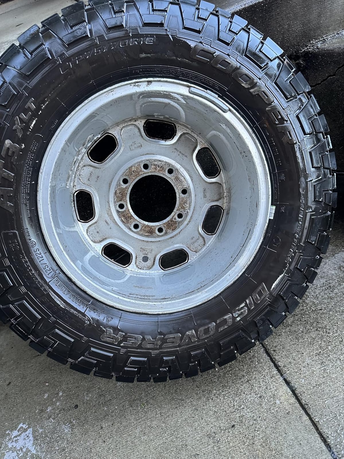SONAX Wheel Cleaner Full Effect (230200) | Non-Acid Rim Cleaner | Color Changing Wheel Cleaner | Brake Dust Cleaner | Non-Acid Iron Remover | (500 ml or 16.9 fl. oz.) customer photo 2