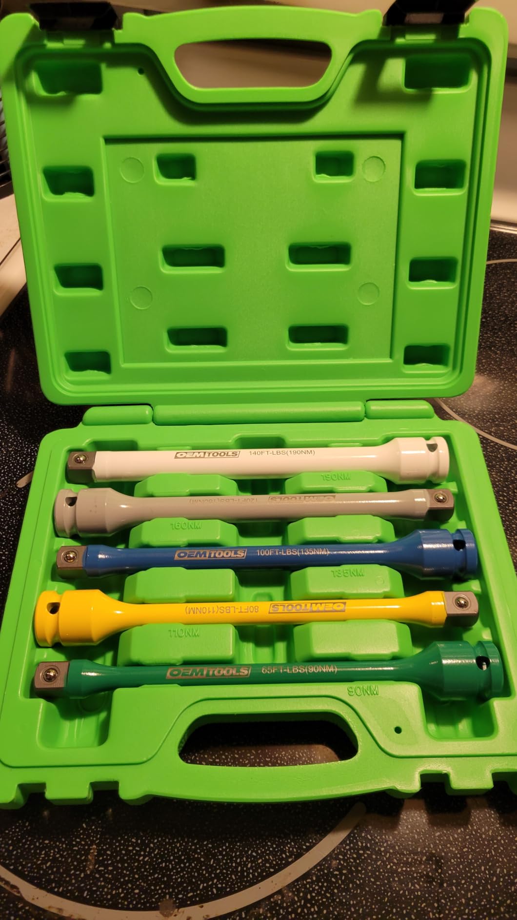 OEMTOOLS 24220 Torque Sticks 1/2 Drive Set, 5 Piece Torque Limiting Extension Set, Extends the Life of Thin Wall Impact Sockets, Impact Torque Sticks Come With Storage Case, Color Coded customer photo 2