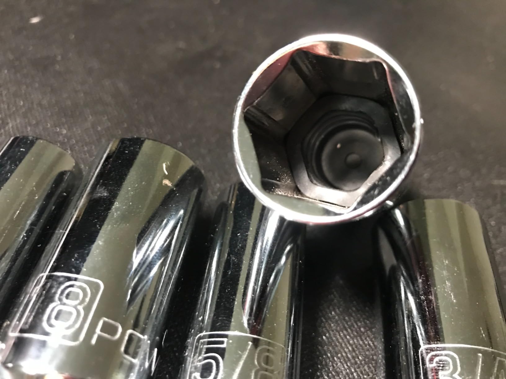 Powerbuilt 3/8-Inch Drive Spark Plug Socket Set, 6 Point, Deep Thin Wall, 5 Piece Metric and SAE - 640855 customer photo 1