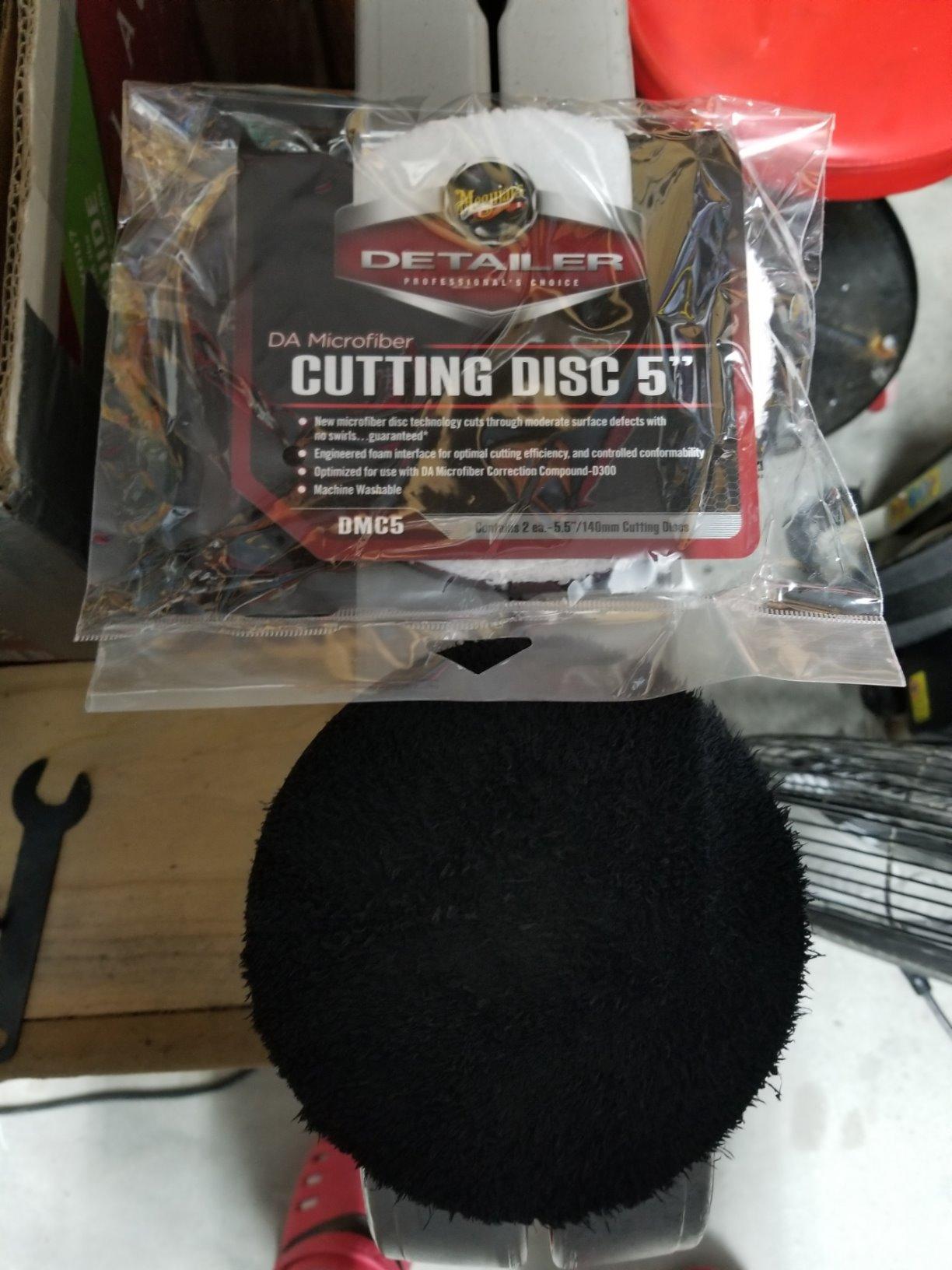 Meguiar's DA 5'' Microfiber Cutting Disc, Microfiber Pads Compatible with a DA Polisher for Car Detailing, That Removes Moderate Scratches, Swirls, and Paint Defects, 2 Pack customer photo 2