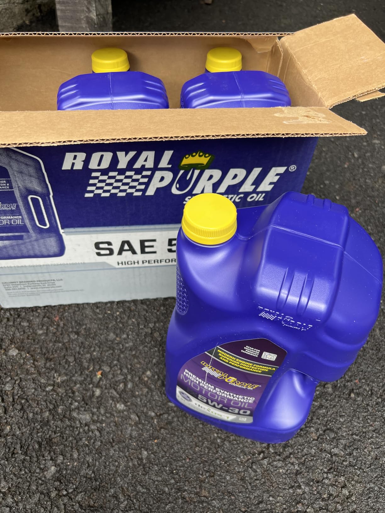 Royal Purple 51530 API-Licensed SAE 5W-30 High Performance Synthetic Motor Oil - 5 qt., Model:ROY51530 customer photo 1