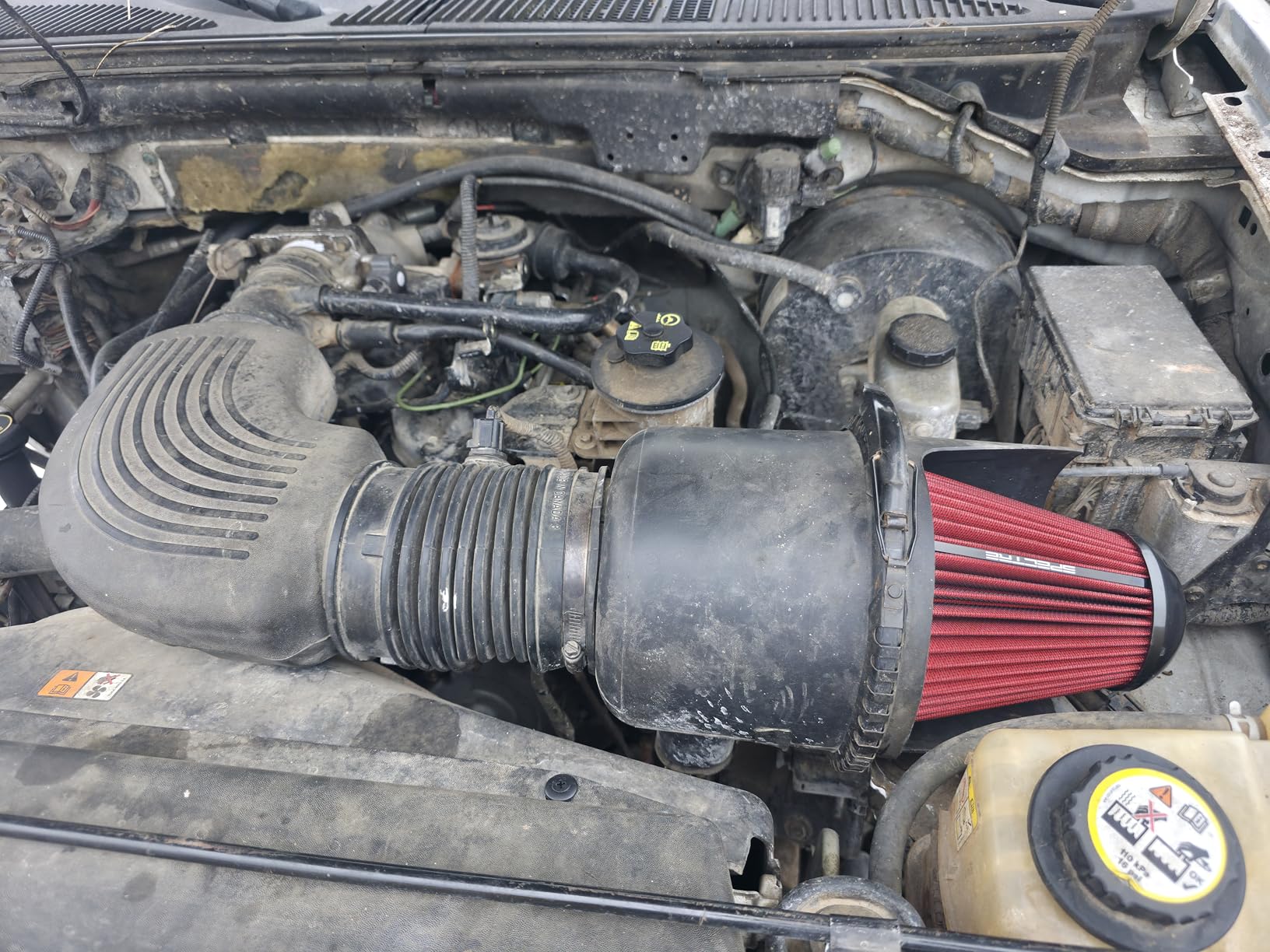 Spectre Engine Air Filter: High Performance, Premium, Washable, Replacement Filter: Fits Select 1995-2017 FORD/LINCOLN/MG Vehicles (See Description for Fitment Information) SPE-HPR8039 customer photo 1