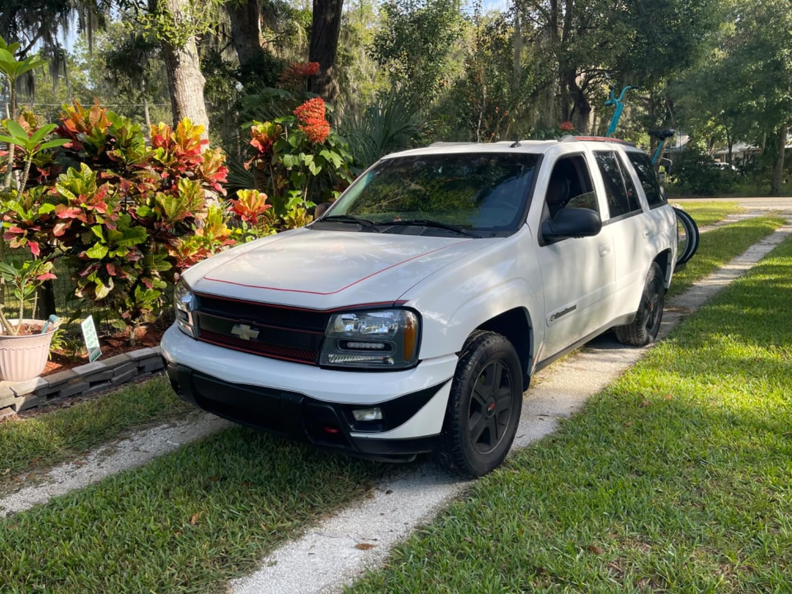 Valvoline High Mileage with MaxLife Technology 10W-30 Synthetic Blend Motor Oil 5 Quart customer photo 1