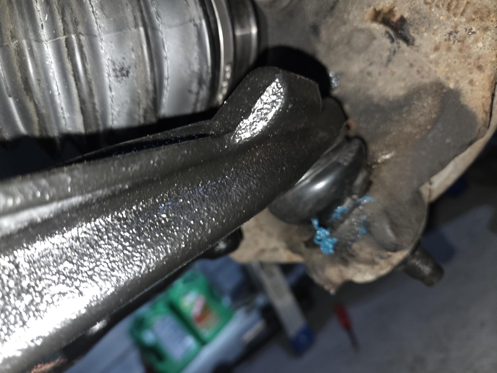 DRiV MOOG Suspension Control Arm & Ball Joint Assembly - RK620889 - Alloy Steel Construction & Durable Ball Joint - Corrosion-Resistant, Easy to Install Replacement Kit customer photo 1