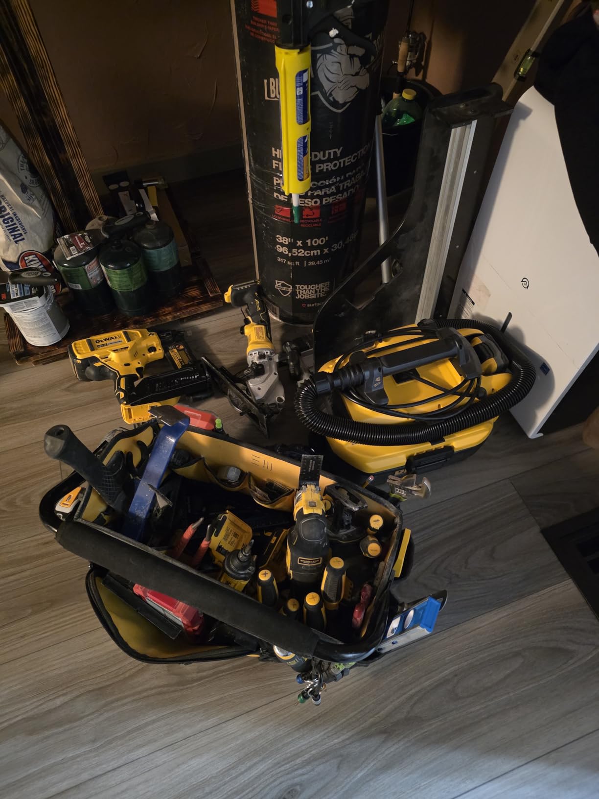 DeWalt DCV581H 20V MAX 2 Gallon Cordless and Corded Wet Dry Shop Vacuum customer photo 1