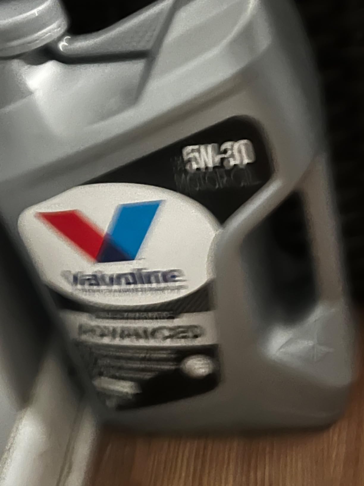 Valvoline Advanced Full Synthetic SAE 5W-30 Motor Oil 5 QT customer photo 1