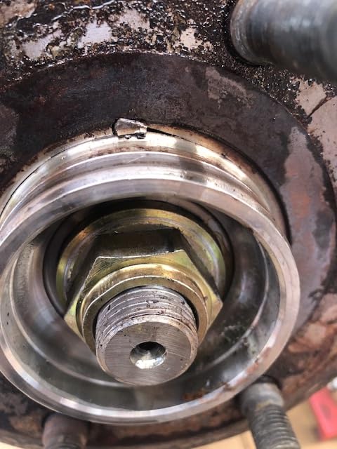 Detroit Axle - 4WD Front Wheel Bearing Hubs for 07-13 Chevy Silverado 1500 | Suburban Avalanche GMC Sierra Yukon XL 1500 Tahoe Cadillac Escalade ESV EXT Wheel Bearing and Hubs Assembly 2pc Set customer photo 1
