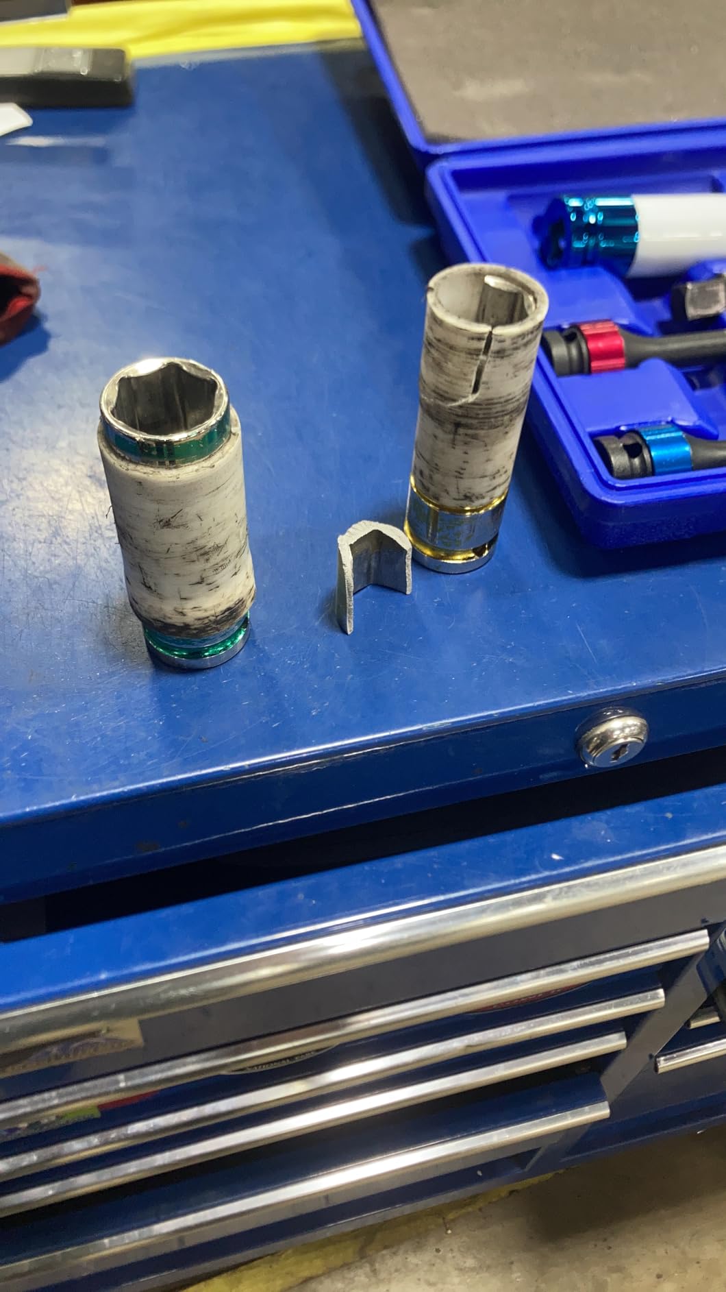 Astro Pneumatic Tool 78818 8-Piece Torque Limiting Extension And Protective Impact Socket Combo Set customer photo 2