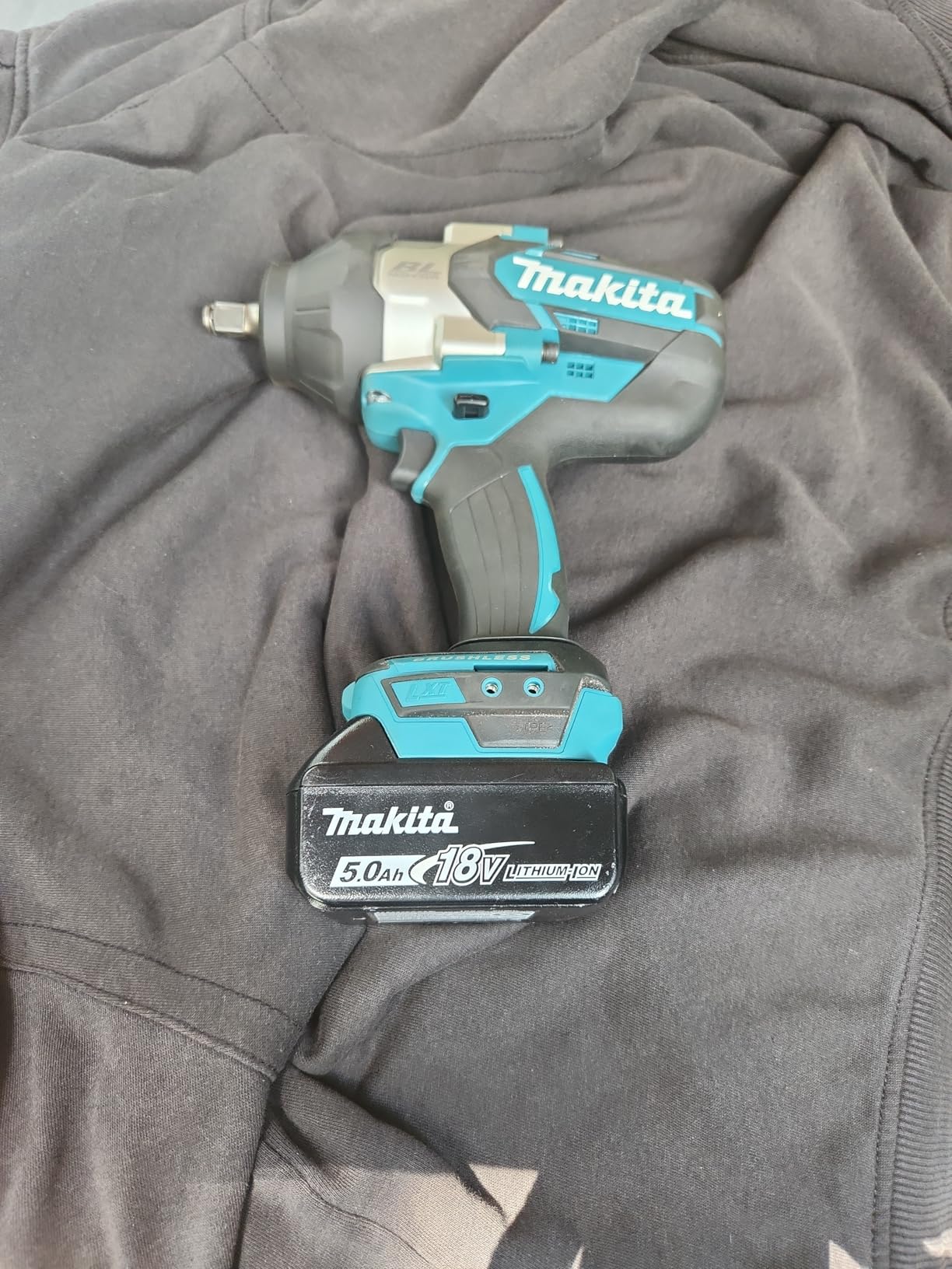 Makita XWT08Z 18V LXT Lithium-Ion Brushless Cordless High-Torque 1/2