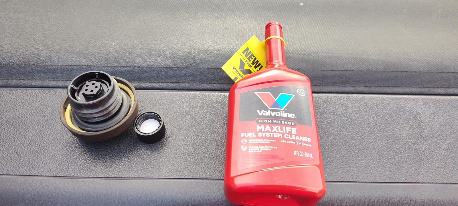 Valvoline MaxLife Complete Fuel System Cleaner, 12 oz | Cleans fuel systems while helping restore performance and fuel efficiency. customer photo 2