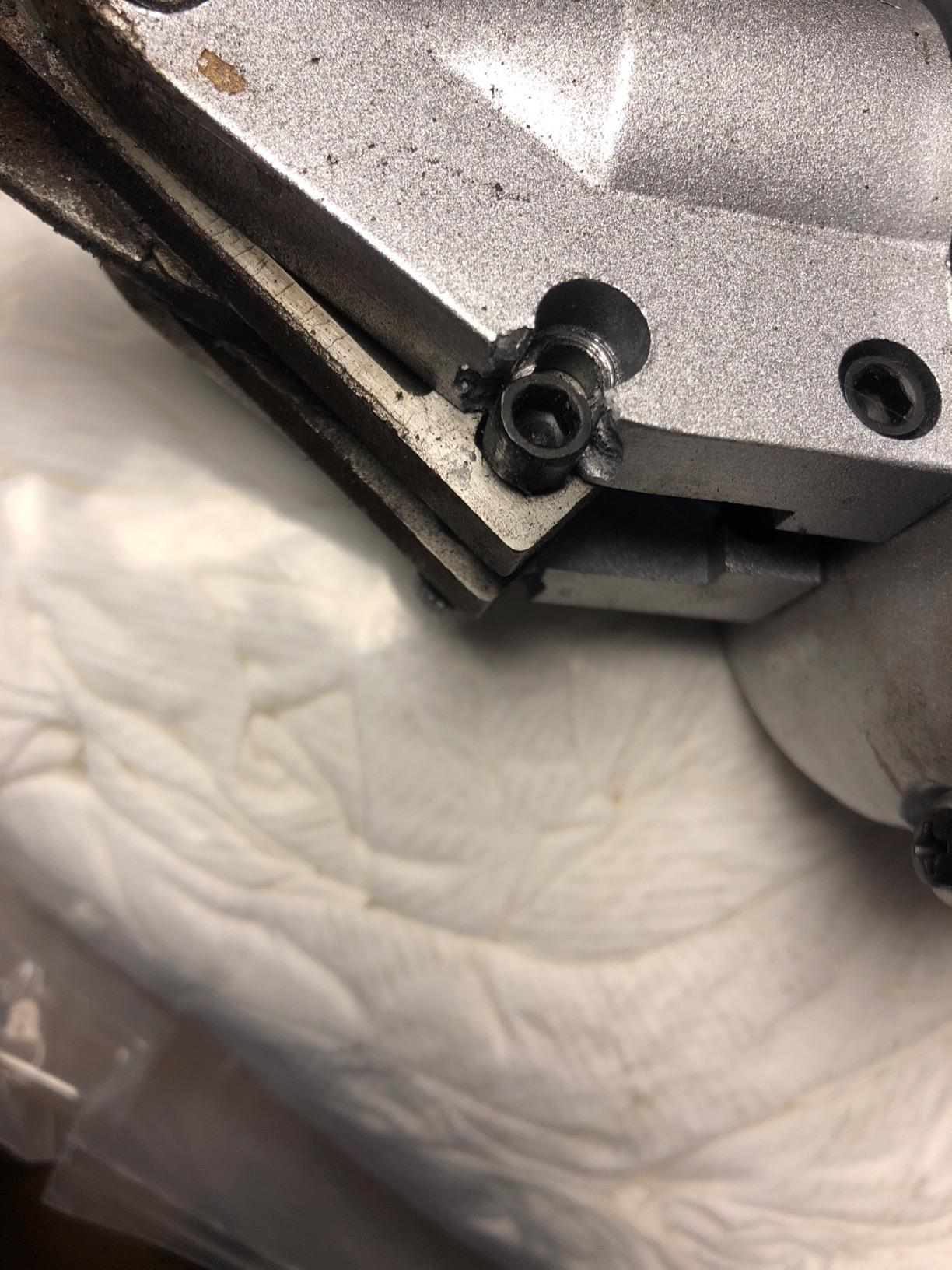Genesis Electric Metal Cutting Shear 4 Amp 14-Gauge Swivel-Head Variable-Speed (GES40) customer photo 1