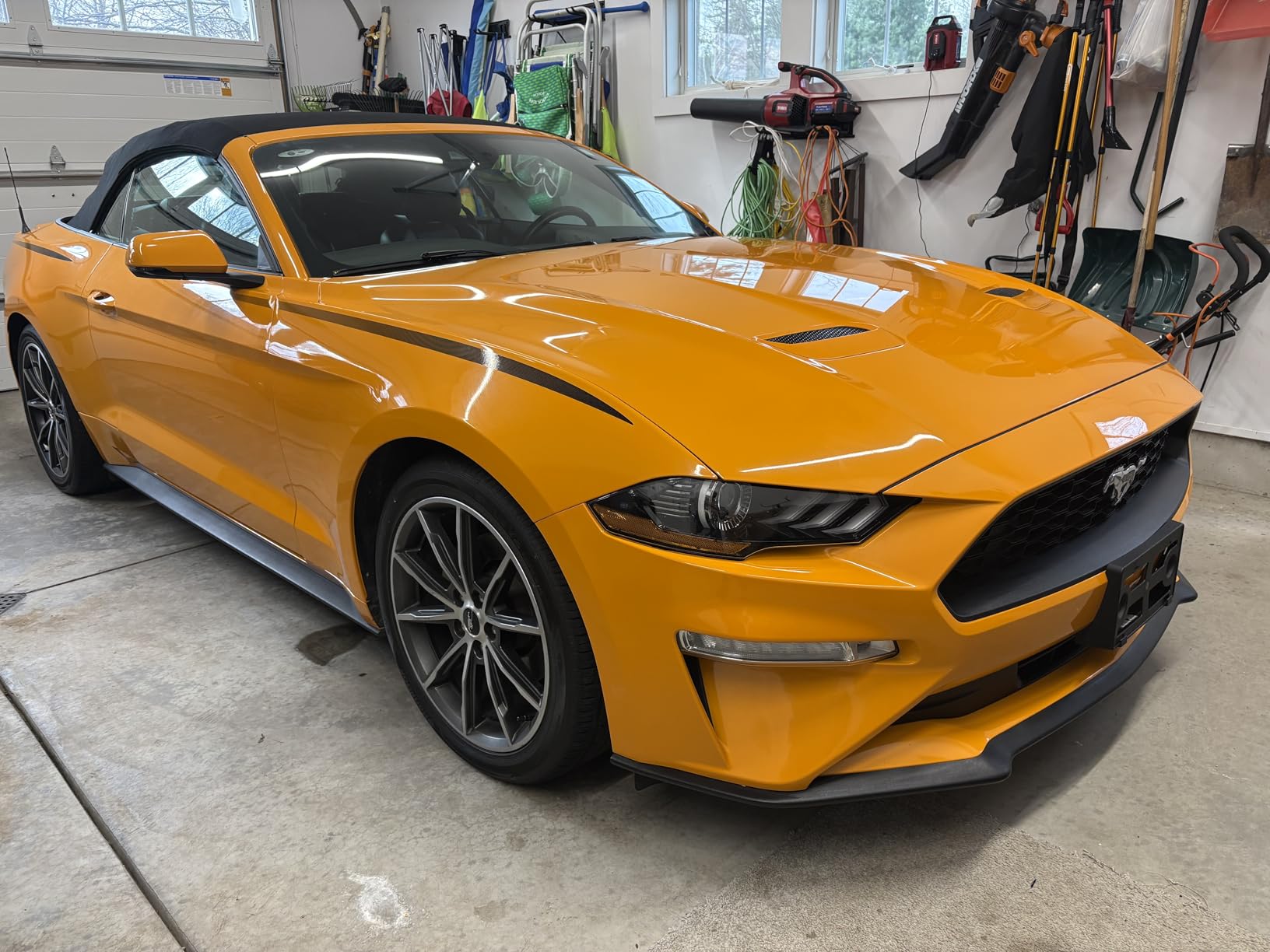 Meguiar's Hybrid Ceramic Wax, Easy-to-Use Spray Wax for Car Detailing with the Superior Protective Power of Advanced SiO2 Hybrid Barrier Technology, 26 Oz Spray Bottle customer photo 1