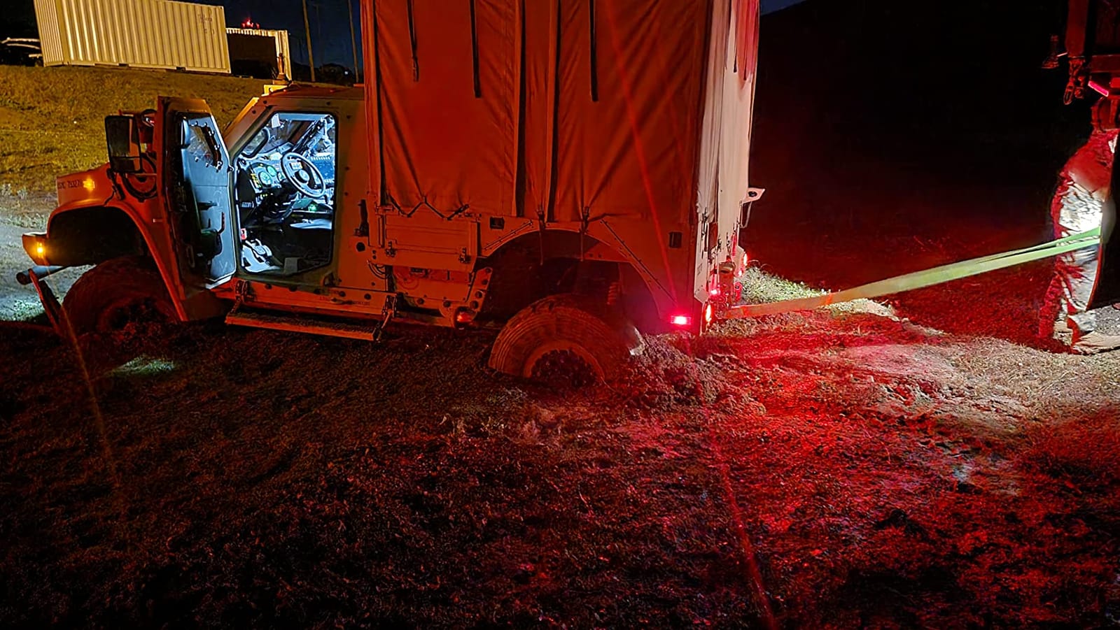 Tow Rope and Recovery Strap, 35000 Lb Heavy Duty Off Road Winch 3x20 Ft | Gets Unstuck from Mud and Snow, Trucks and SUVs, Protective End Loops, All-Weather Nylon, Lab Tested, Neon Green customer photo 1