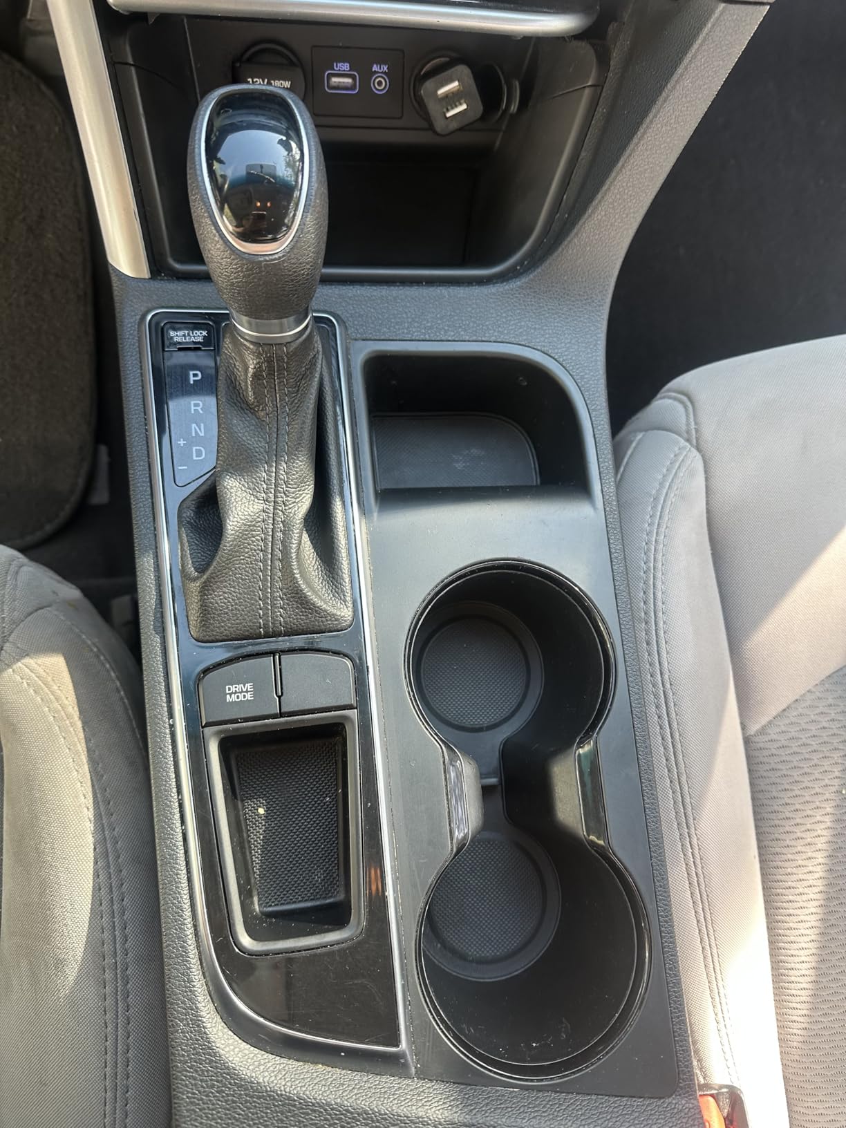 Chemical Guys, Total Interior Cleaner & Protectant, Leather & Vinyl, 16 oz customer photo 2