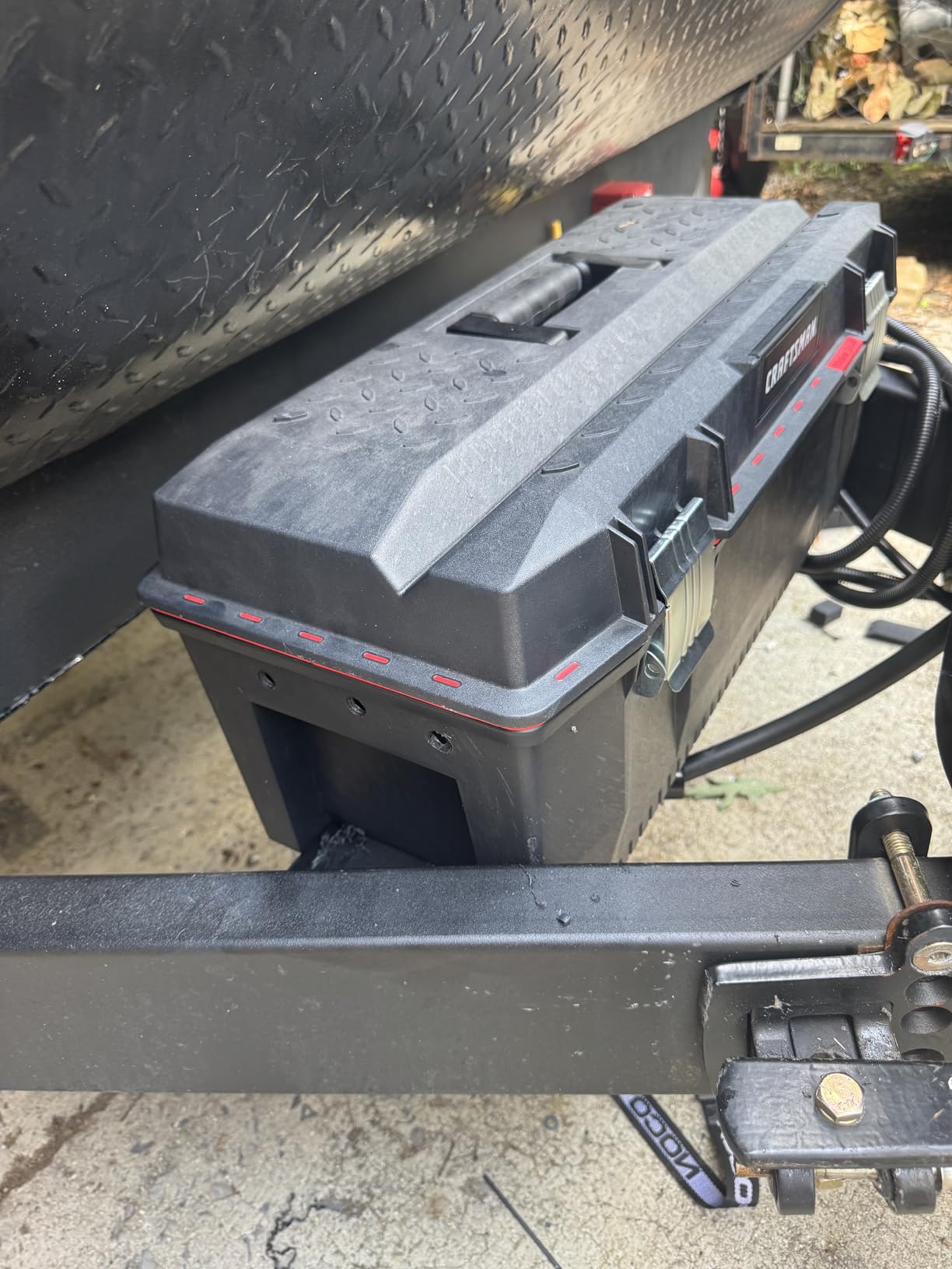 Renogy 12 Volt 200Ah Deep Cycle AGM Battery, Lead Acid Solar Battery | 3% Self-Discharge Rate, 2000A Max Discharge Current, Safe for RV, Camper, Cabin, Home Apliances, Marine and Off-Grid System customer photo 2