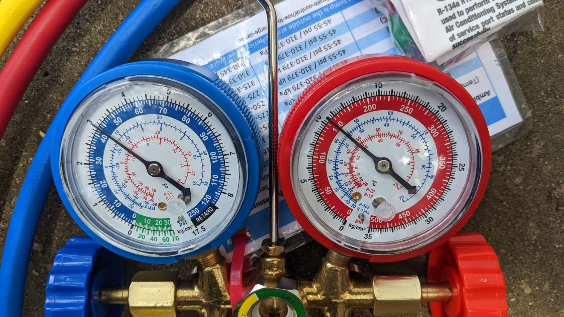 Orion Motor Tech AC Gauge Set, 3-Way AC Manifold Gauge Set for R12 R134a R502 R22 Refrigerant with 5 ft. Hoses, Automotive A/C Gauge with R134a Couplers Self-Sealing & Piercing Can Taps 29° Adapter customer photo 1