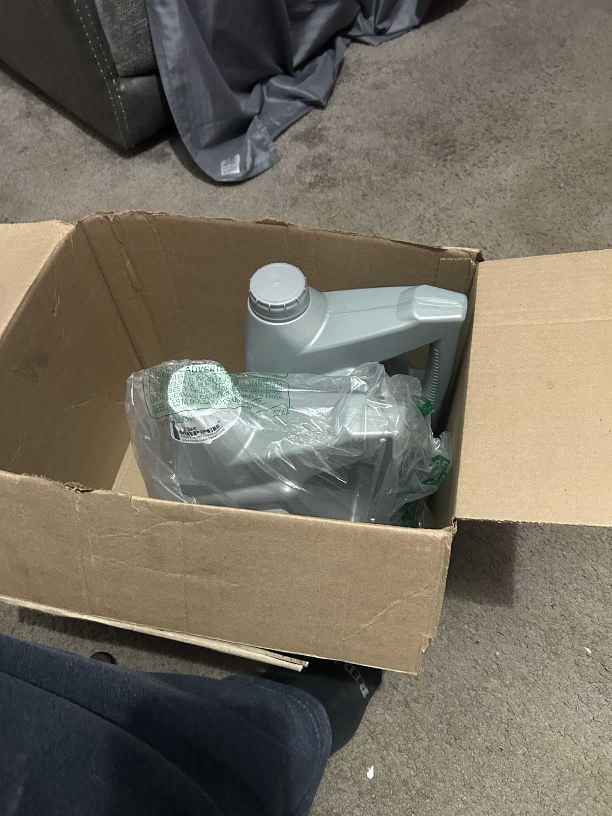 Mobil 1 Advanced Full Synthetic Motor Oil 15W-50, 5 Quart | 10,000-Mile Protection customer photo 2