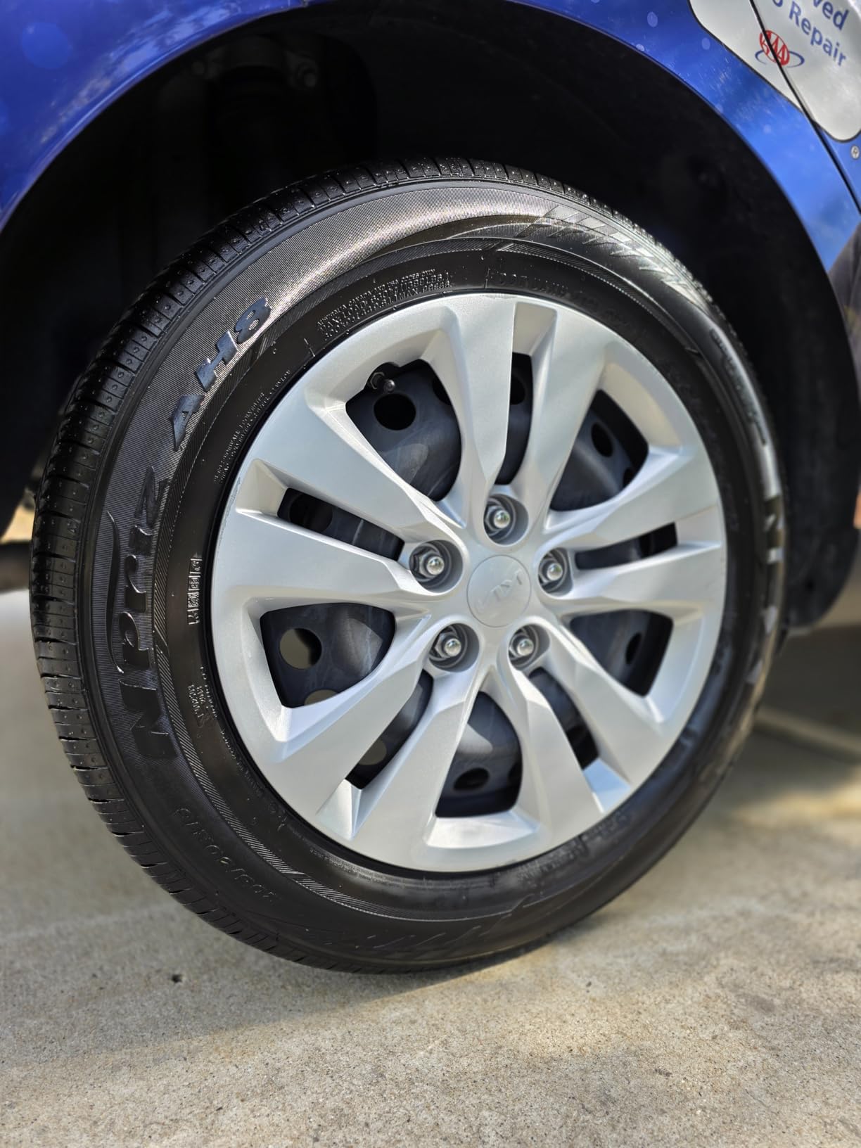 3D Ultra Protectant Tire Shine Spray - Water-Based High Gloss Tire Dressing | Long Lasting UV Protection for Rubber & Vinyl | No Sling | Made in USA | 16 oz customer photo 1