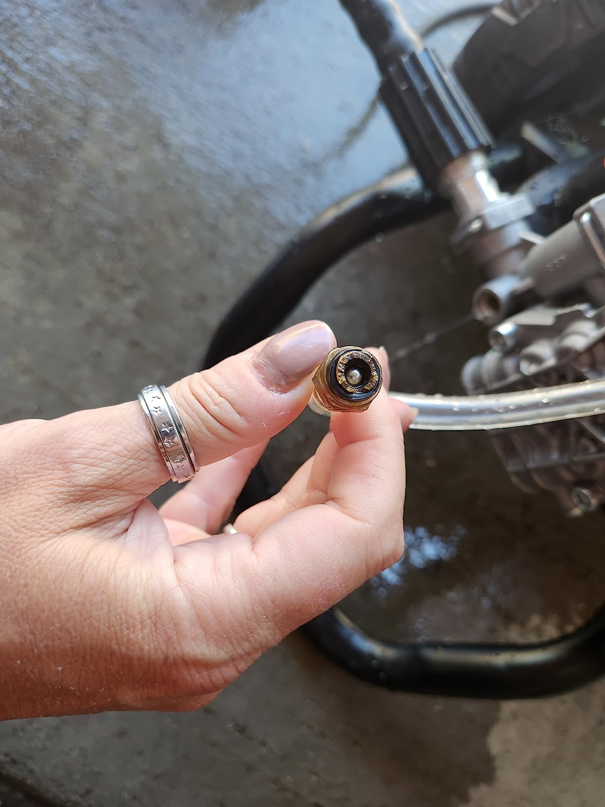 CRAFTSMAN Electric Pressure Washer, Cold Water, 1900-PSI, 1.2-GPM, Corded (CMEPW1900) customer photo 1