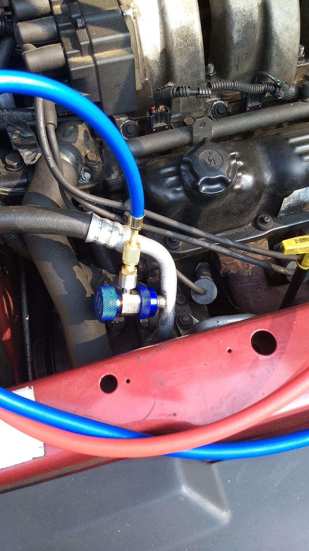 3 Way AC Manifold Gauge Set, Fits for R134A R12 R22 and R502 Refrigerants, with 5FT Hose, Acme Tank Adapters, Quick Couplers and Can Tap customer photo 1