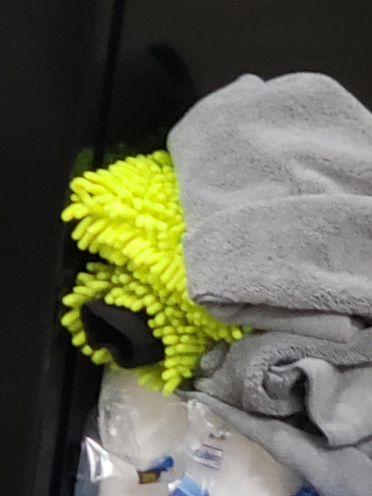 AIDEA Car Wash Mitt Microfiber-2PK, Car Wash Brush, Green, 7.12''X10.14'' | Scratch Free Lint Free, Premium Chenille Microfiber Mitt, Car Cleaning Supplies, Regular Size customer photo 2