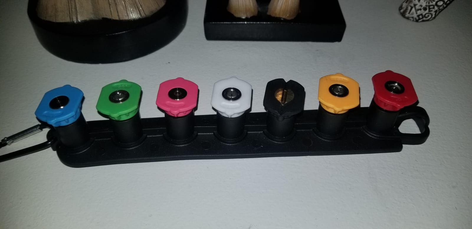 M MINGLE Pressure Washer Tips Set with Nozzle Holder, 7 Nozzle Tips | Nice Variety of Nozzles, Orifice Size 2.5, 1/4 Inch Quick Connect, 4000 PSI customer photo 1