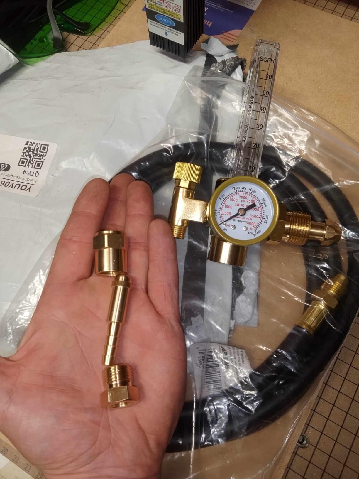 RX WELD Argon Regulator for MIG TIG Weld, CGA580, 6.6FT Hose | Dual 9/16