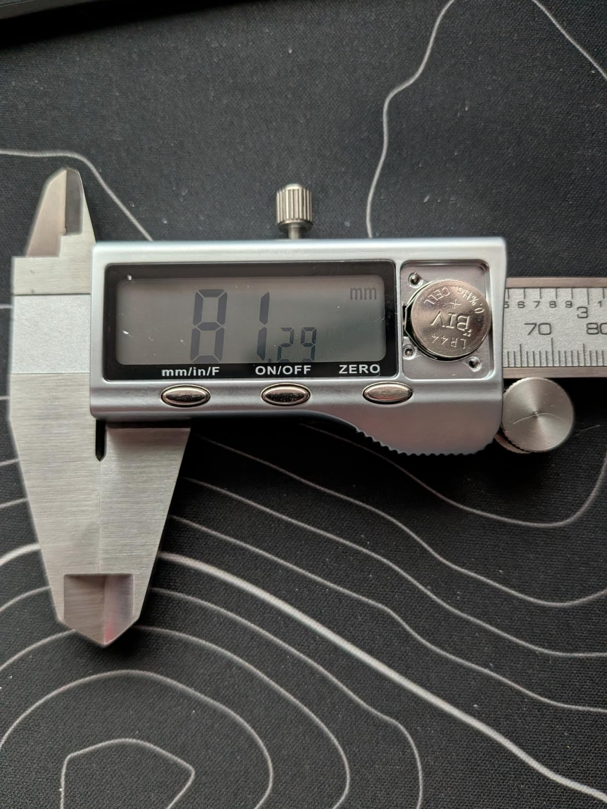 Digital Caliper Measuring Tool, Stainless Steel Vernier Caliper Digital Micrometer with Large LCD Screen, Easy Switch from Inch Metric Fraction, 6 Inch Caliper Tool for DIY/Household customer photo 1