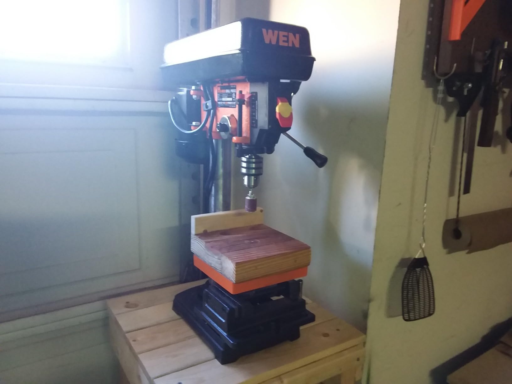 WEN 2.3-Amp 8-Inch 5-Speed Cast Iron Benchtop Drill Press (4206T) customer photo 2