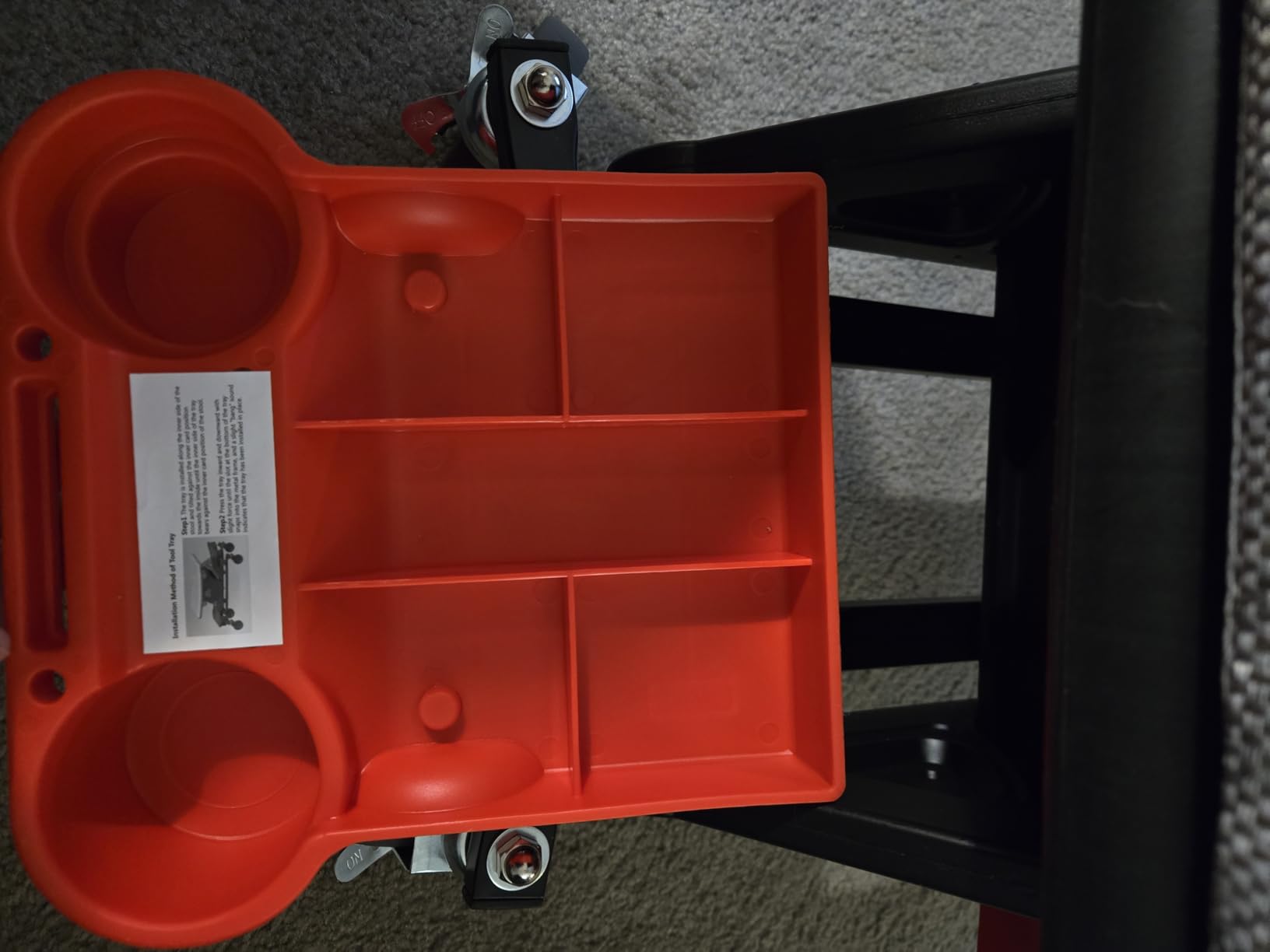 VEVOR Mechanic Stool 300 LBS Capacity Garage Stool with Three Slide Out Tool Trays and Drawer customer photo 2