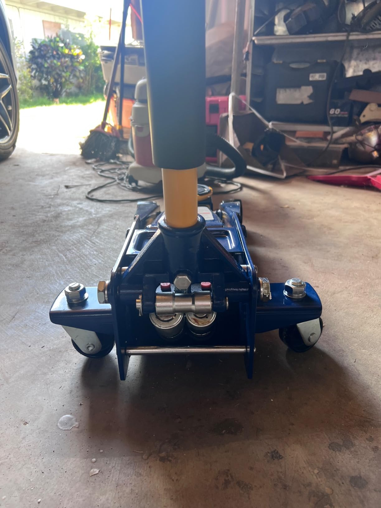 Floor Jack,Heavy Duty 3 Ton Floor Jack,Low Profile Hydraulic Jack, Steel Service Jack Quick Rise with Double Pump Quick Lift | Low Profile| Hydraulic Lift| Steel Construction| Double Pump Quick Rise| Service Jack customer photo 1