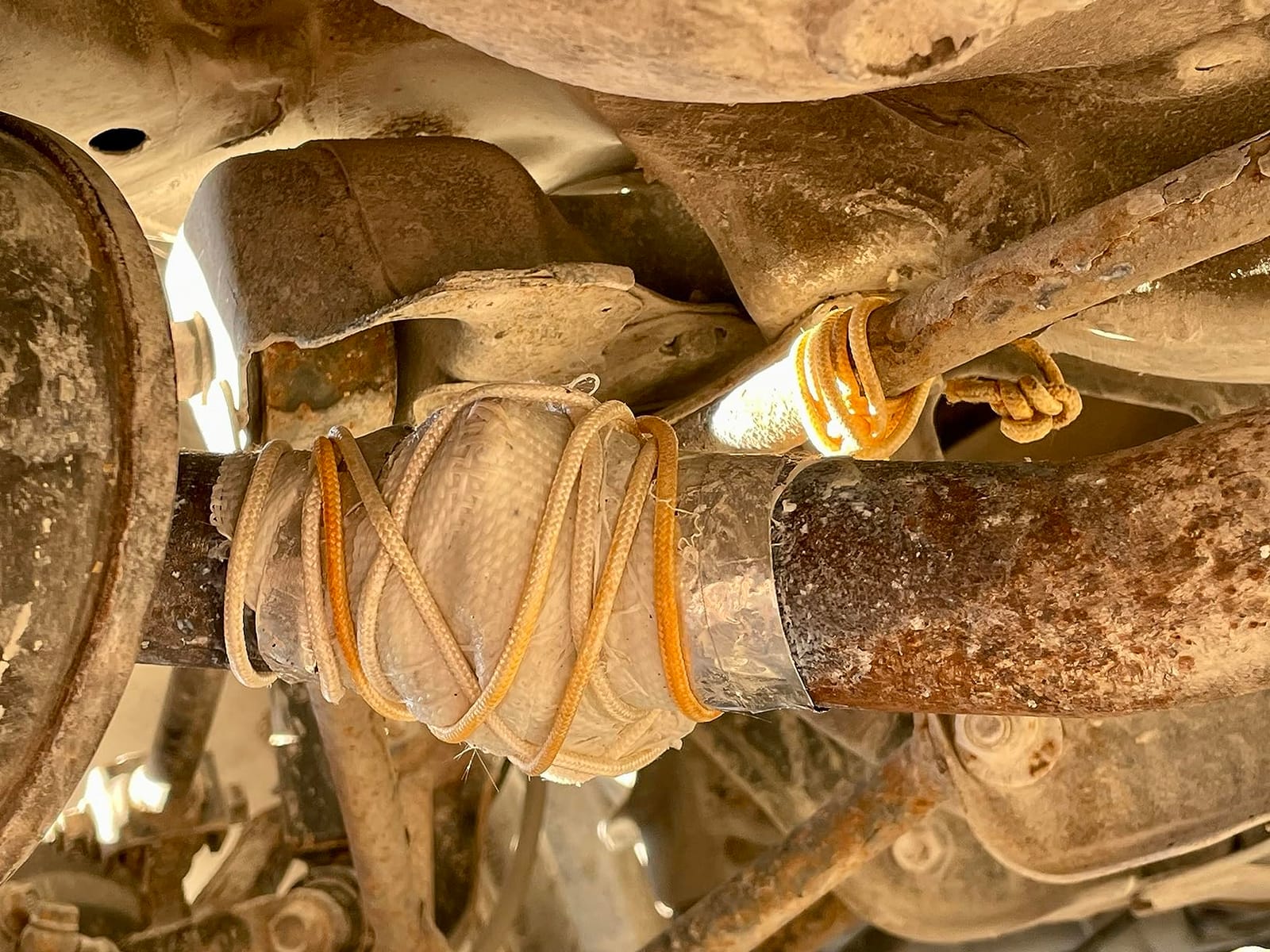 J-B Weld ExhaustWeld 2