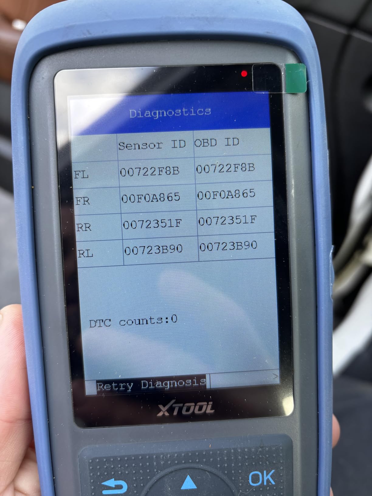 XTOOL TP150 TPMS Programming Tool, 2026 Universal TPMS Relearn Tool, OEM Sensor(315 433Mhz) Relearn, Activation, Reset, Read Clear DTCs, Tire Sensor Programmer for XTOOL TS100 | Activate/Reset/Diagnosis All Known TPMS Sensors, Program XTOOL TS100 Sensors (315/433MHz), TPMS Reset Tool TPMS Programmer customer photo 1