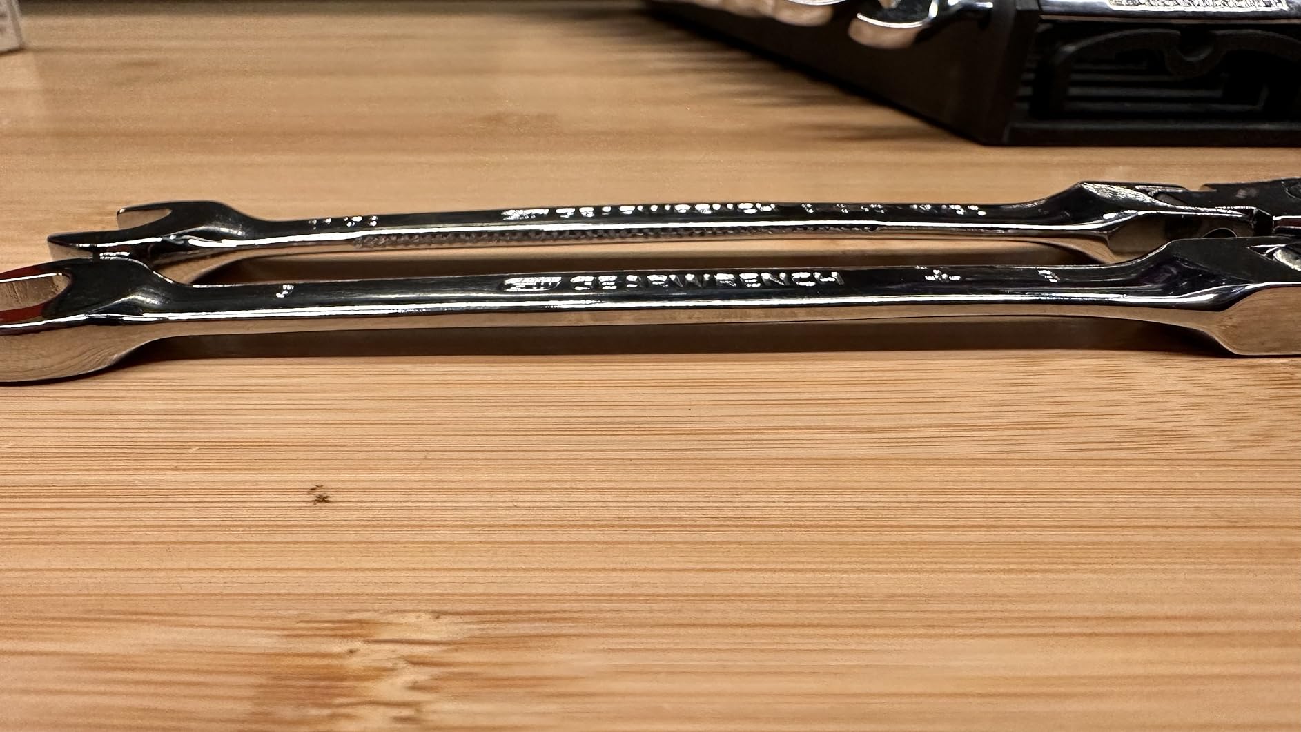 GEARWRENCH 25-Pc. Flex Combination Ratcheting Wrench Set, SAE/MM - 86730 customer photo 1