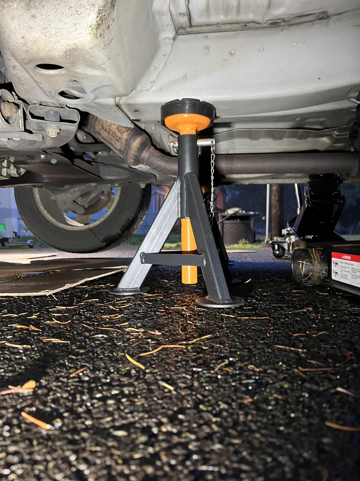 BESTOOL Jack Stands 4 ton, Jack Stand with Security Locking Pins 8,000 lbs Capacity, 2 Pack (Black) customer photo 1