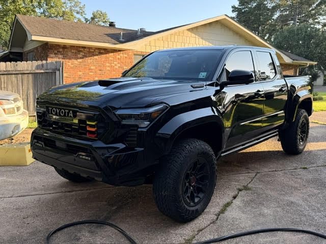 Ceramic Coating Spray - Clean, Glossy, Protected Paint in 15 Minutes Flat | 16 Fl Oz - Twice the coverage, same 15-minute job. Cleans, glosses and seals so dirt and rain slide off between washes. customer photo 2
