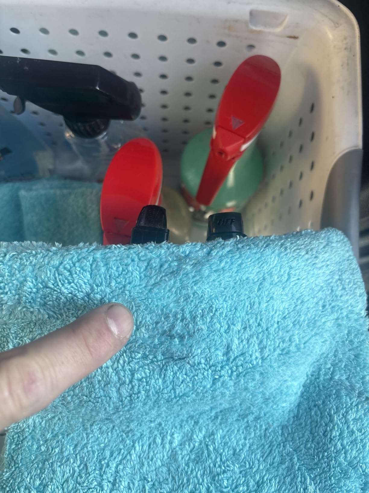 The Rag Company - Eagle Edgeless 450 (6-Pack) Professional Korean 70/30 Blend Super Plush Microfiber Detailing Buffing Polishing Drying Towels for Cars 16x16 in, Teal Blue customer photo 1
